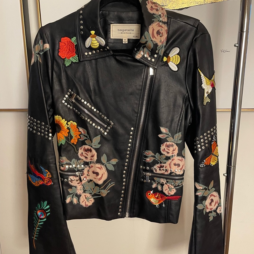Jacket FINAL SALE/NO RETURNS OR EXCHANGE